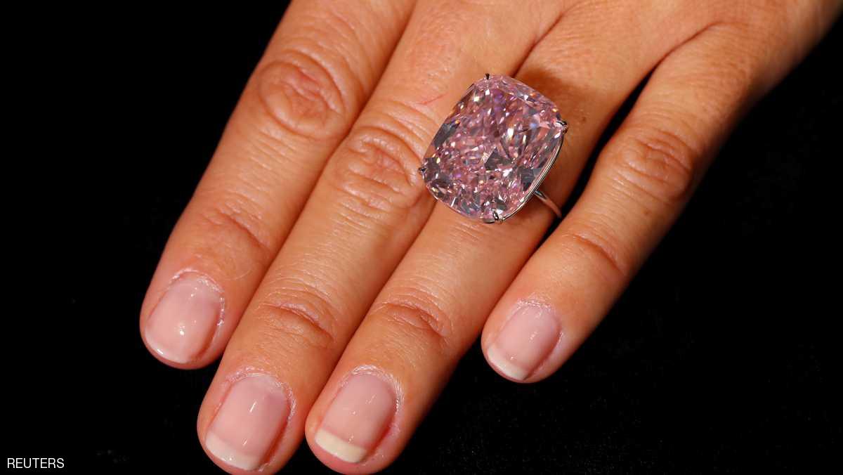 quotراج الورديةquot للبيع برقم فلكي