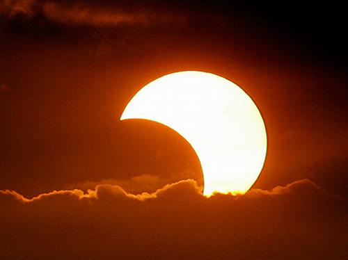 خبير فلكي: الأردن لن يتأثر بكسوف