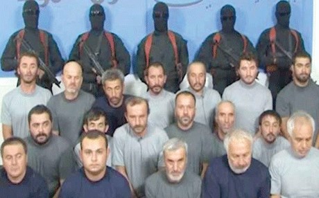 العثور على اثنين من العمال الأتراك