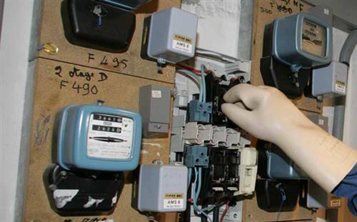 ضبط 5316 حالة سرقة للكهرباء منذ
