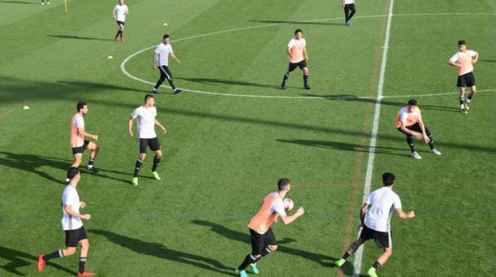 المنتخب يستعد في أبو ظبي لودية