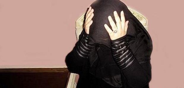 سعودية تسلم والدتها لـ(الهيئة) لاتهامها بالزنا