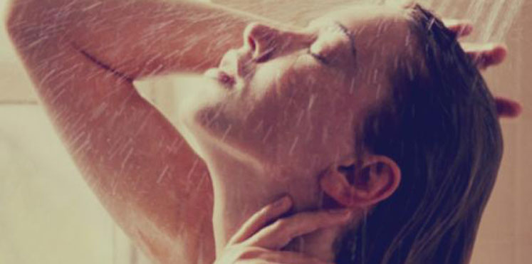 مصر.. ذهبت الأم للاستحمام فقتلت زوجها