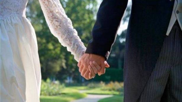 5 عادات لدى المتزوجين السعداء