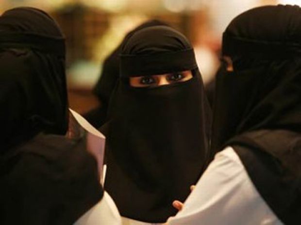(شيلايعرفهالاالبنات).. (فنون النكد الست) و(تلبس بيجامة