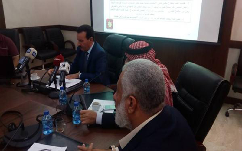 العكايلة للحكومة: لا تثيروا الناس