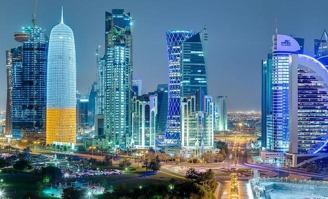 تقرير: قطر ستستثمر 10 مليارات دولار