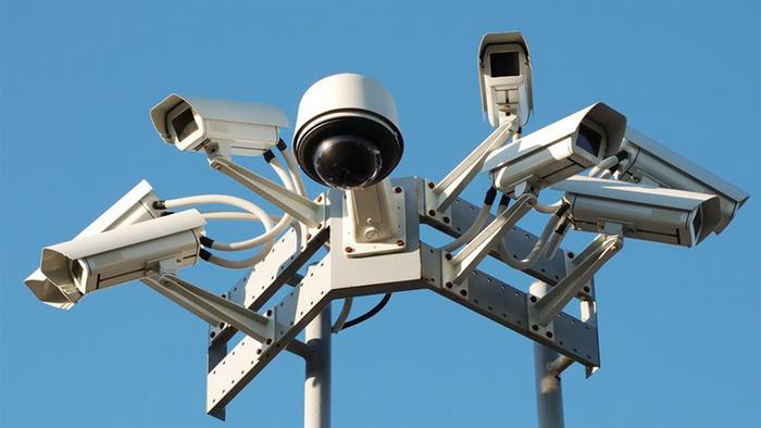 وزارة الشؤون البلدية : تشغيل كاميرات