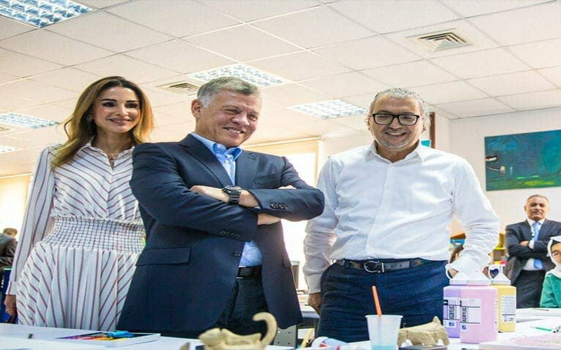زيارة الملك والملكة لأكاديمية المكفوفين.. ..