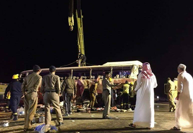 وصول طائرة تقل أخر مصاب بحادثة
