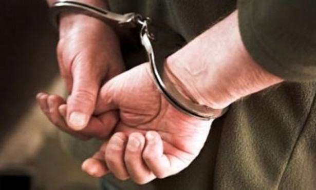 ضبط ثلاثيني يصنع قنابل يدوية في