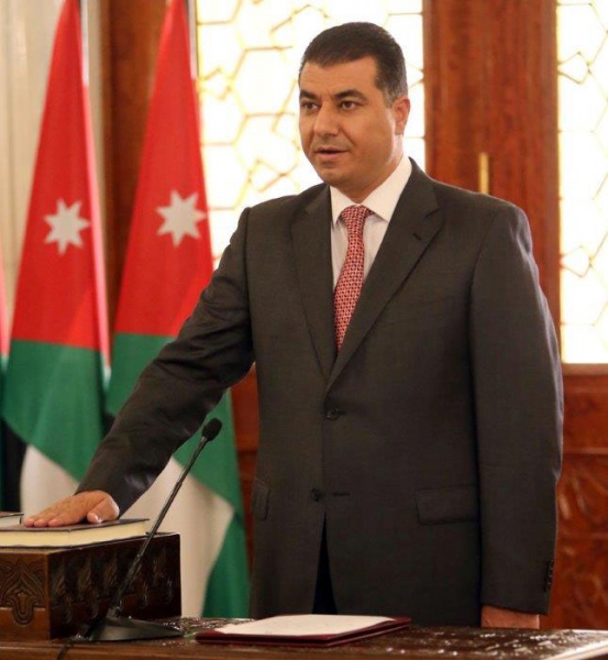 وزير الزراعة يزور نقابة الأطباء البيطريين