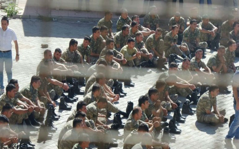 تركيا: المؤبد لـ 28 جنديا على
