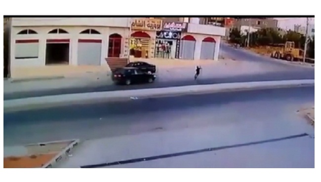شاهد بالفيديو .. حادث دهس على