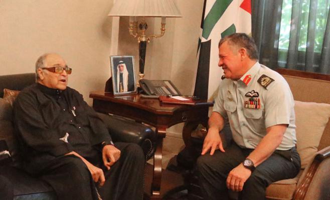 الملك يستقبل رئيس مجلس إدارة مجموعة