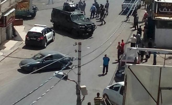 اطلاق نار وحرق مركبة مواطن في
