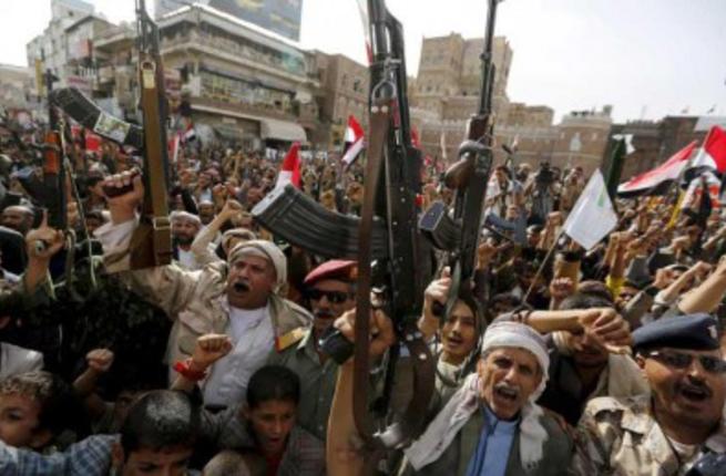الحوثيون يخفون المعتقلين في 480 سجنا