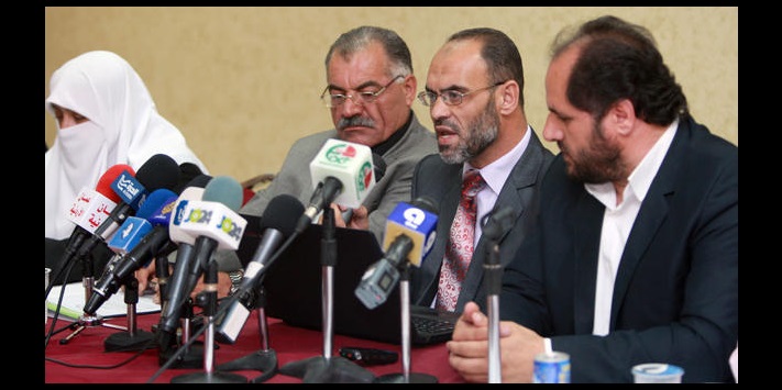 (المعلمين) تنتفض نصرة لحملة الدبلوم المهددين