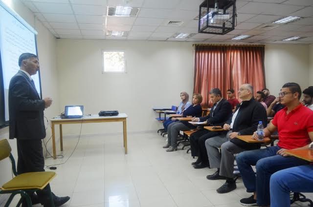 محاضرة علمية بجامعة عمان الأهلية حول