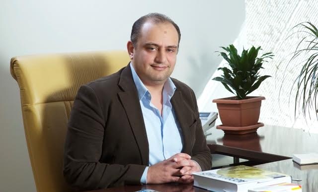 ترقية الدكتور معاذ الحوراني إلى رتبة