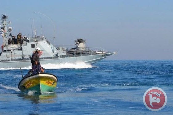 الاحتلال يطلق النار على الصيادين جنوب