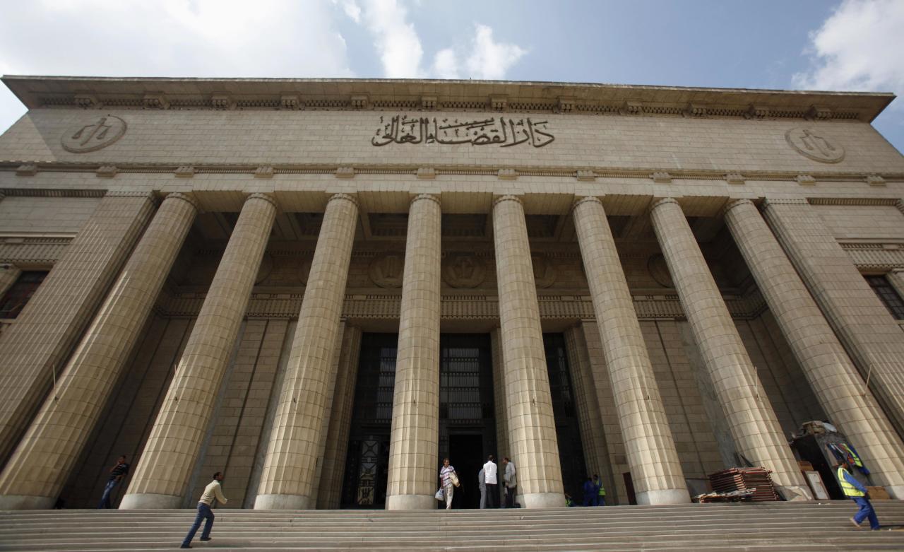 محكمة مصرية تحيل أوراق إعدام 10
