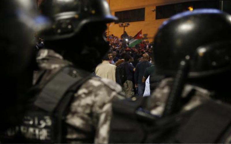 إخلاء سبيل موقوفين على خلفية احتجاجات