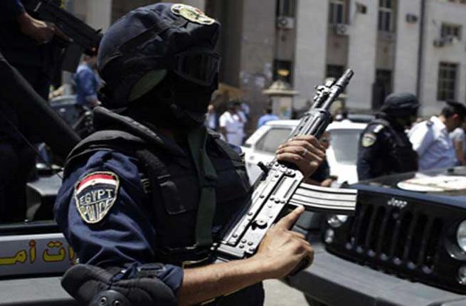 الشرطة المصرية تقتل مسلحين اثنين في
