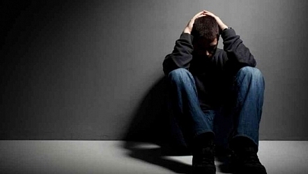 5 نصائح فاشلة لمساندة صديقك المهموم