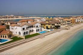الإمارات تقر إجراءات تضمن مسكنا لكل