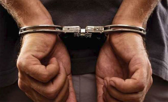 القبض على مطلوبين بحقهم 18 طلبا