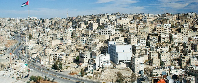 كم يبلغ عدد سكان الاردن ومساكنه؟