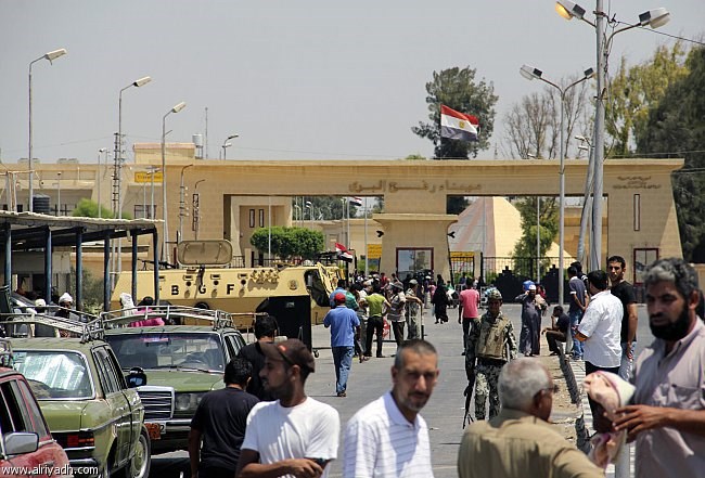 مصر تسمح بعبور 10% فقط من