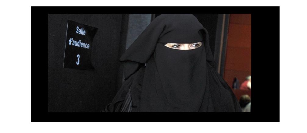 هولندا تحظر النقاب في الأماكن العامة