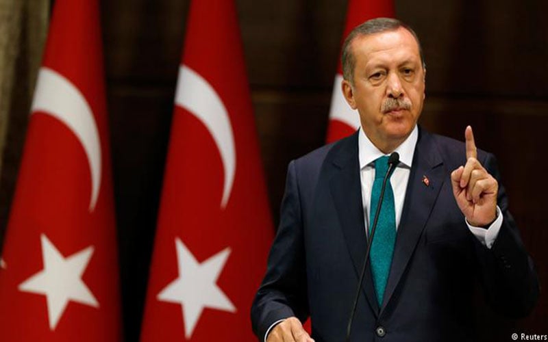 أردوغان يندد بـ حرب اقتصادية على
