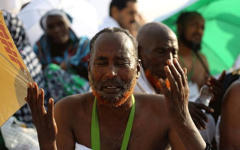 طرائف الحج ومشاهد لا تصدق ..