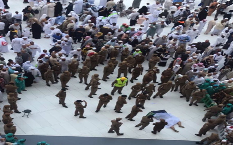 وفاة شخص سقط من سطح المسجد