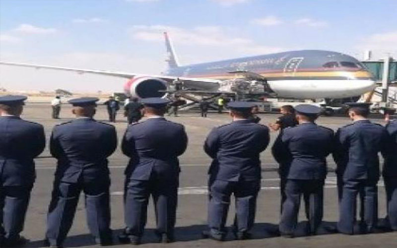 وصول جثمان الشهيد الطيار الخوالدة