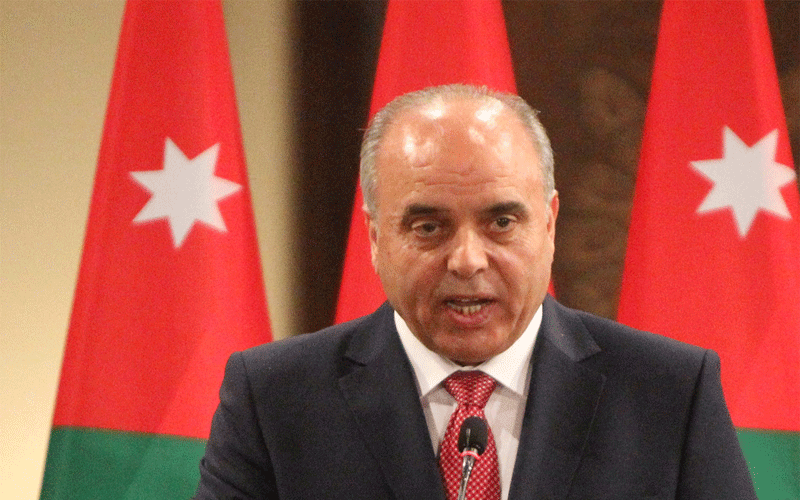 بالأسماء.. .إحالة 24 مديرا و460 مدير