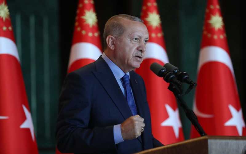 تركيا: أردوغان يحذر من تداعيات انهيار