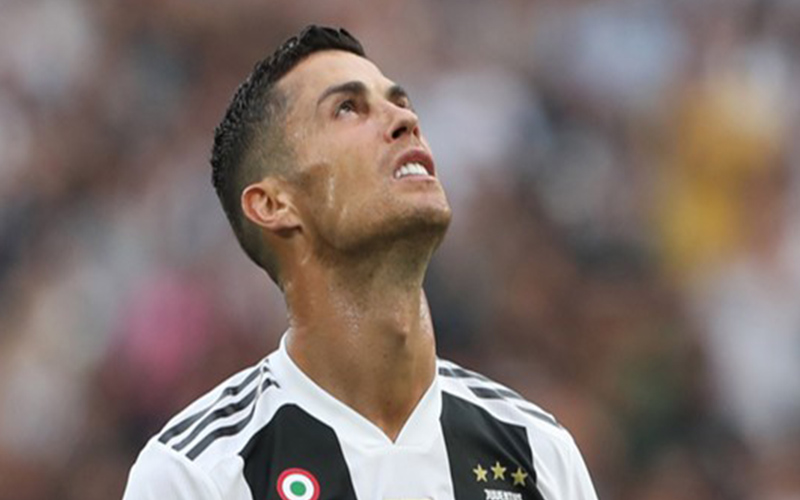 استبعاد رونالدو عن تشكيلة منتخب البرتغال