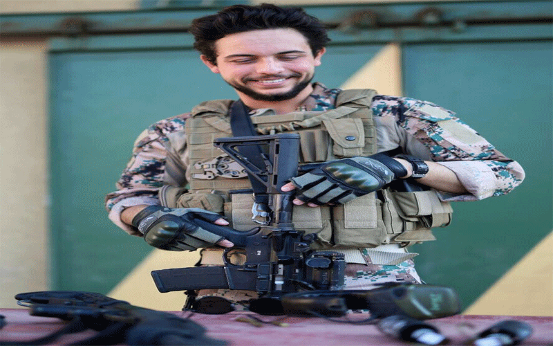 ولي العهد يلتحق بدورة عسكرية بالمملكة