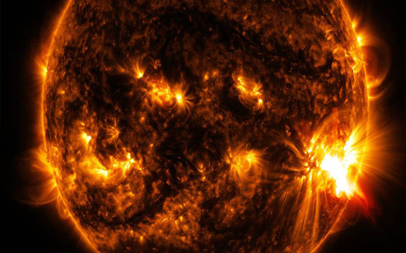 الأرض على موعد مع عاصفة شمسية