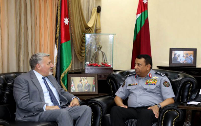 باول مالك في الدرك