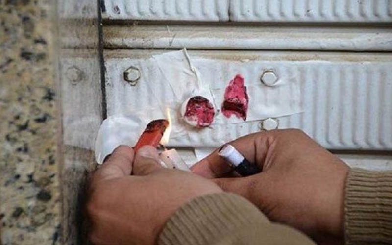 إغلاق مستودع مجمدات ومستودعي أعلاف في