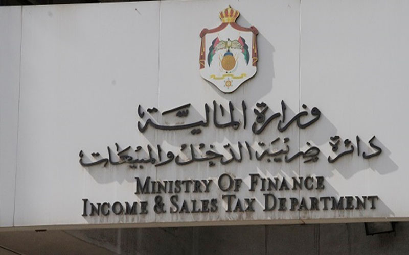 ’الضريبة‘: لا يوجد أي نص يلزم