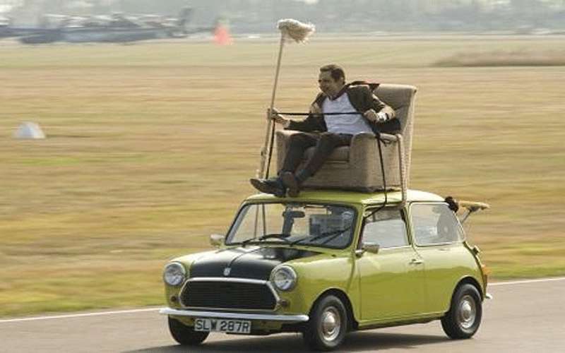 تجار السيارات يتوقفون عن التخليص بسبب