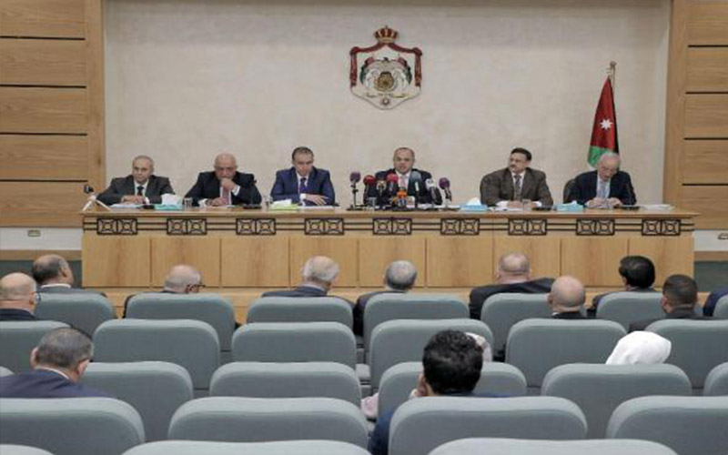 الاقتصاد النيابية تستكمل نقاشاتها حول الضريبة