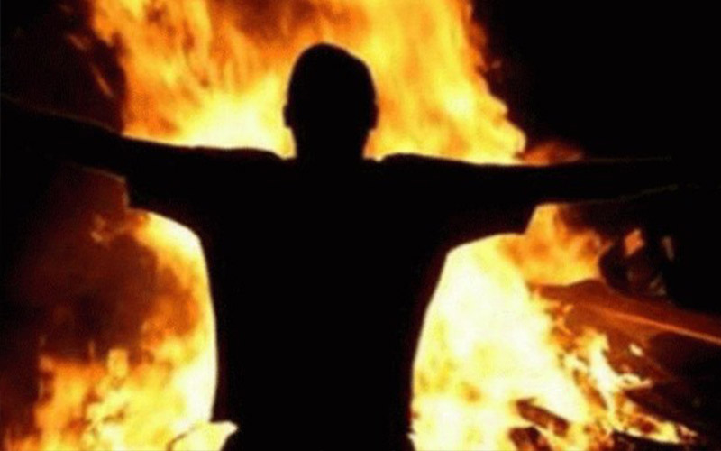 وفاة موظف في بلدية إربد أشعل