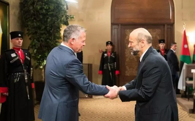 على ذات النهج…مكياج جديد للحكومة في